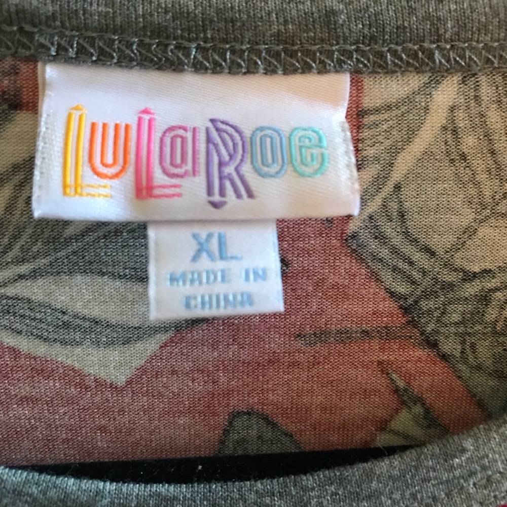Feather Pattern Lularoe Randy XL - Picture 2 of 3